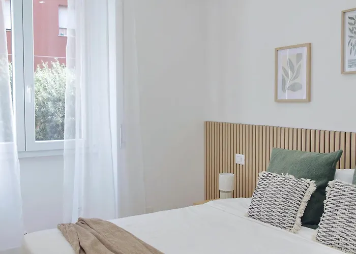 Nancy Bleisure By Domusdimore